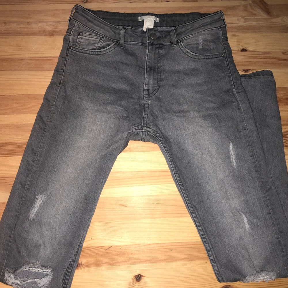 H&M Gray Distressed Jeans